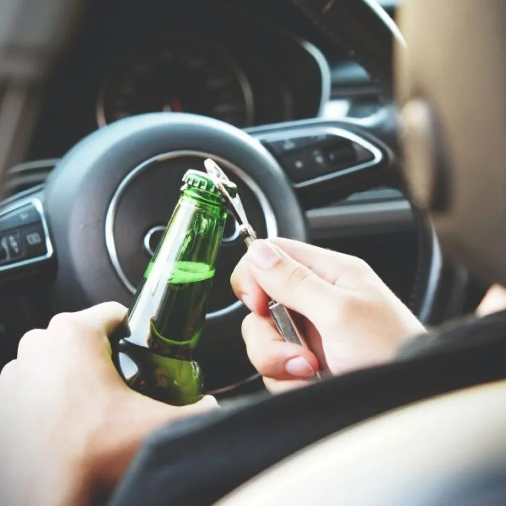 Prowadziłem pojazd pod wpływem alkoholu – czy popełniłem przestępstwo?